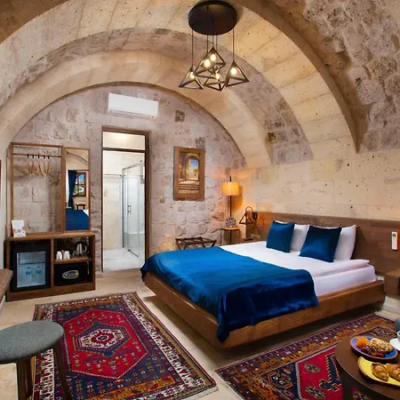 Woox Cappadocia * ウチヒサール